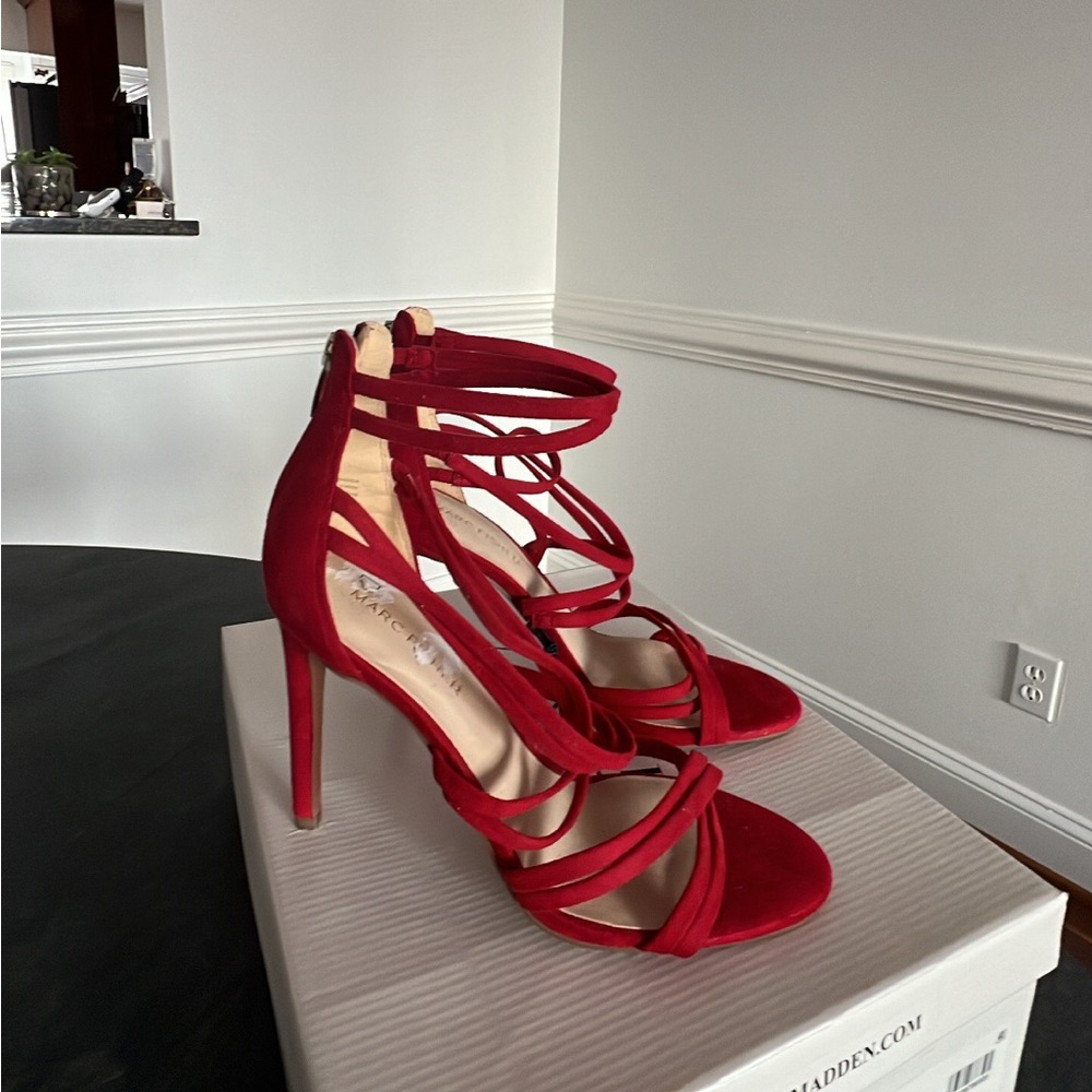 Marc Fisher heels size 7